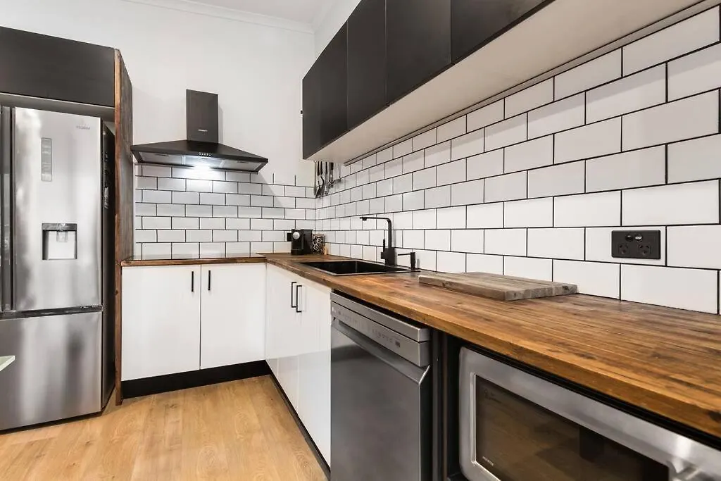 דירות אדלייד Modern Oasis: Sleeps 4, Parking, Kitchen, Wifi 0*,
